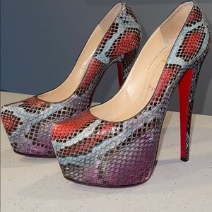 Size 37 Christian Louboutin Python Daffodile